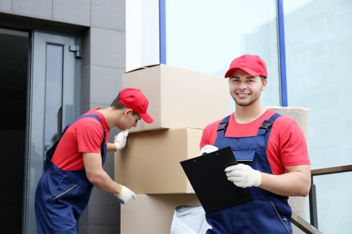 Removal company complaints process with customer concern review