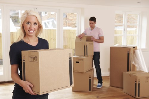 Catford movers checking access points and planning a safe relocation
