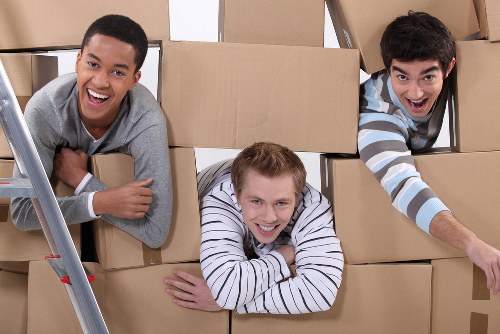 Professional packing and unpacking services in Catford for a home move