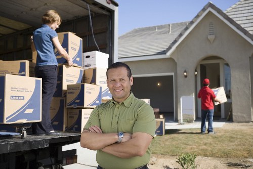 Local removal company in Catford helping with a smooth moving day