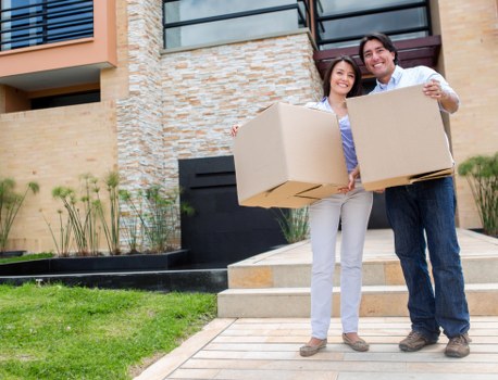Customer confirming a moving booking and service details